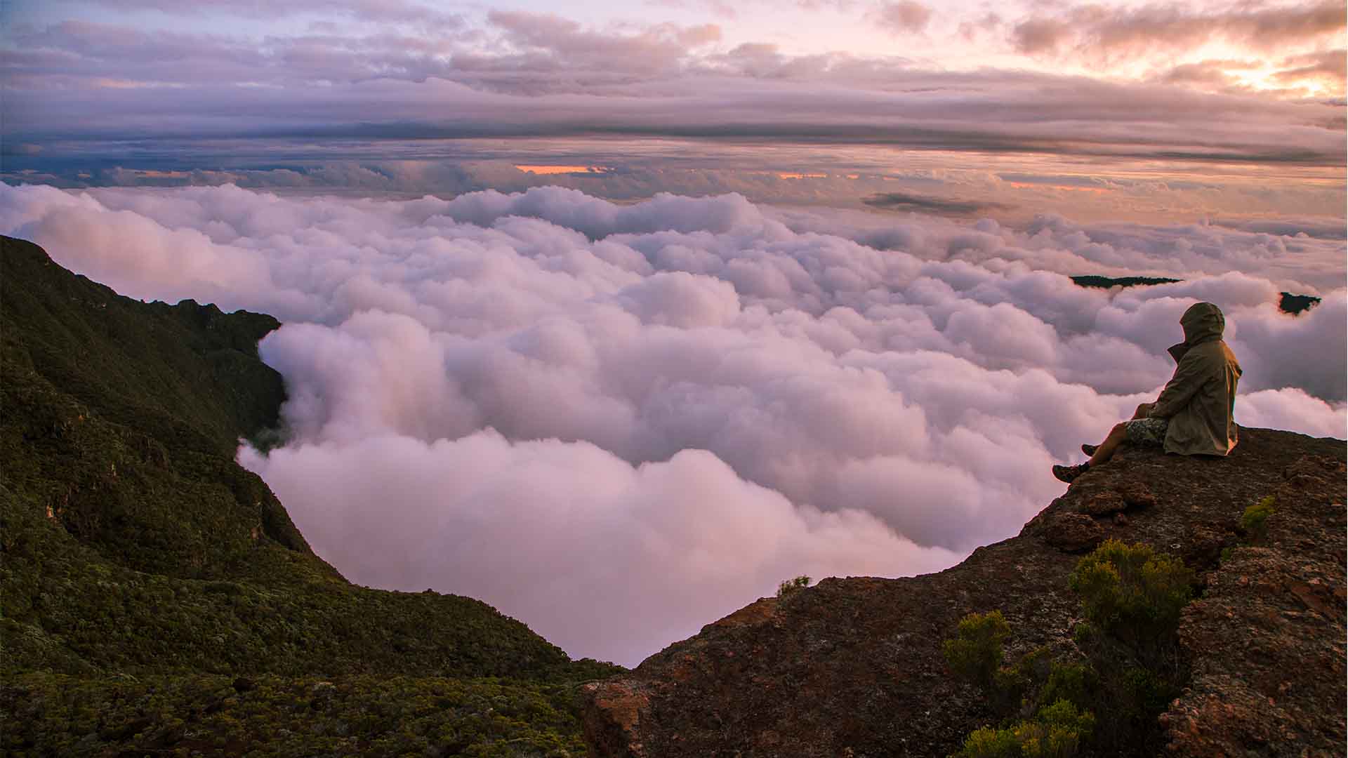 photo de paysage de mer de nuages a l'île de la réunion