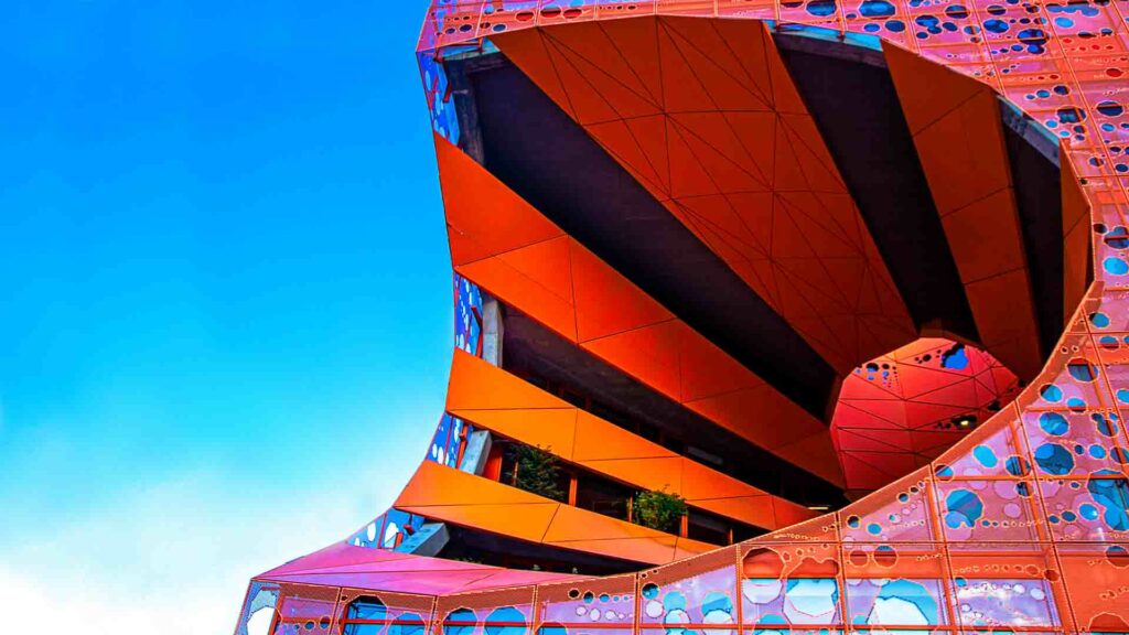 photo d'architecture qui montre un batiment de lyon